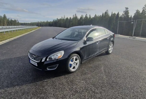 volvo krosno Volvo S60 cena 30900 przebieg: 207071, rok produkcji 2013 z Krosno